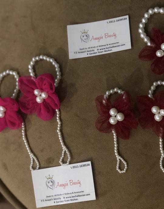 Flower bracelet with ring
